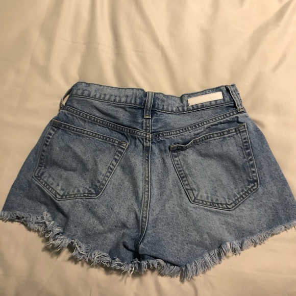 CELLO Shorts - Picture 2 of 4